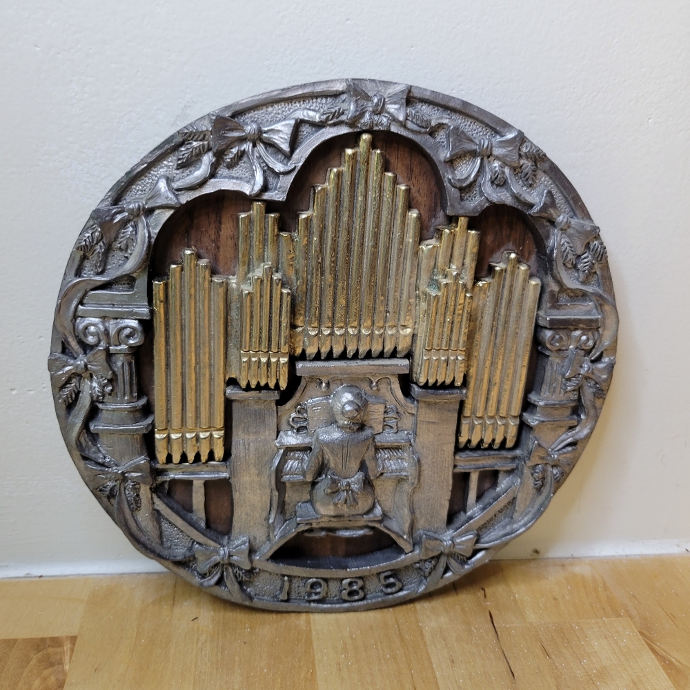 Michael Ricker Retired Pewter 1985 Christmas Pipe Organ Signed and Number Plate